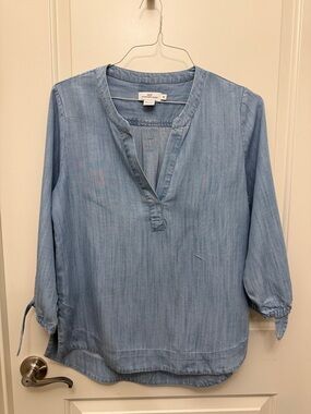 Vineyard Vines Light Blue Chambray V-Neck Tunic